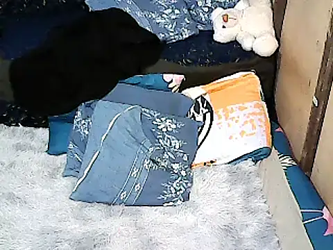 xxhottinybabe online show from September 20, 2025, 12:04 am