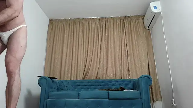 Snapshot of BLOND_GOD chatting on February 8, 2026, 7:39 am BLOND GOD online show from February 8, 2026, 7:39 am