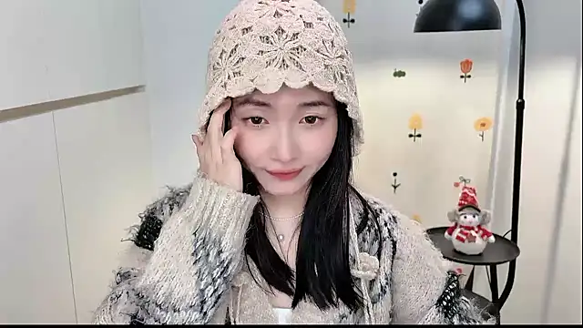 Rosalind xixi online show from December 16, 2025, 3:05 pm