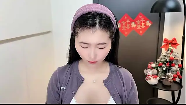 Snapshot of Rosalind_xixi chatting on January 16, 2026, 11:36 am Rosalind xixi online show from January 16, 2026, 11:36 am