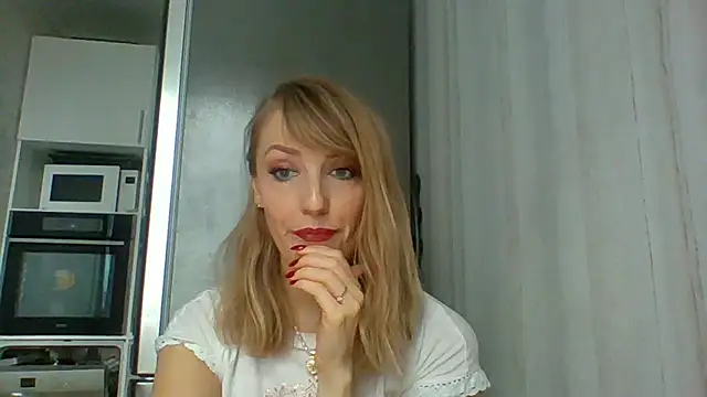 Snapshot of Vexxaa chatting on February 24, 2026, 1:01 pm Vexxaa online show from February 24, 2026, 1:01 pm