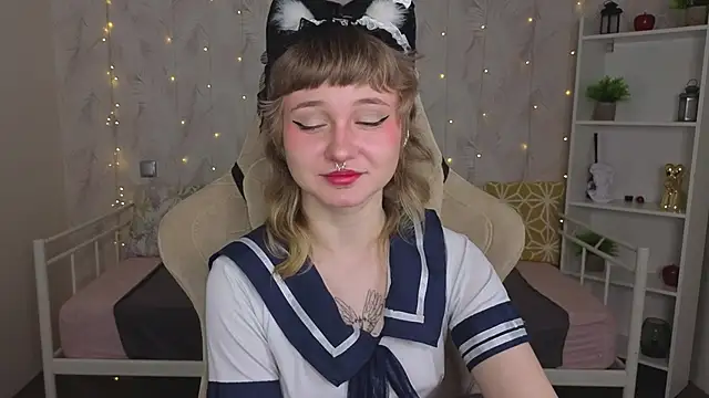 Tori Cutie online show from April 22, 2026, 12:06 am