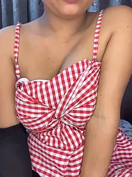 Cute-Samayra online show from April 20, 2026, 5:14 pm