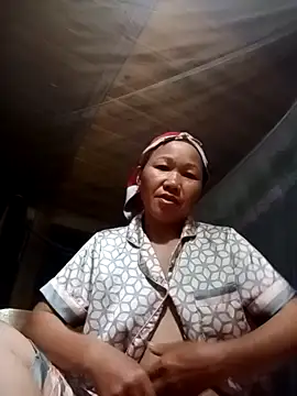 Snapshot of TinTin321 chatting on September 9, 2025, 9:24 pm TinTin321 online show from September 9, 2025, 9:24 pm