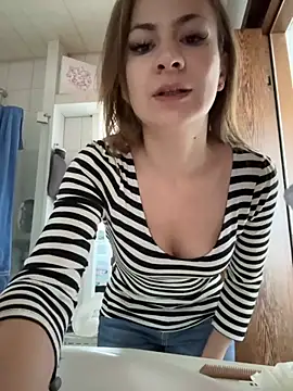 Snapshot of IsabellaEtha chatting on September 24, 2025, 7:48 am IsabellaEtha online show from September 24, 2025, 7:48 am