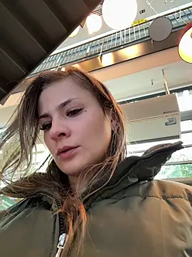 Snapshot of IsabellaEtha chatting on October 15, 2025, 11:29 am IsabellaEtha online show from October 15, 2025, 11:29 am