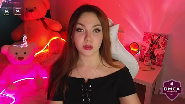 ApheliaDream  online show from October 18, 2025, 3:14 pm