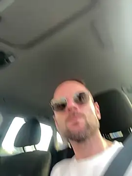 Snapshot of isimsizsikicii chatting on October 6, 2025, 2:18 pm isimsizsikicii online show from October 6, 2025, 2:18 pm