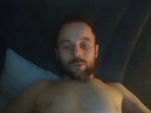 isimsizsikicii online show from March 23, 2026, 9:58 pm