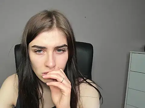 Snapshot of dreamPIA chatting on September 29, 2025, 8:36 pm dreamPIA online show from September 29, 2025, 8:36 pm