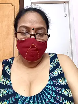 Snapshot of heera-rani chatting on September 17, 2025, 3:36 pm heera-rani online show from September 17, 2025, 3:36 pm