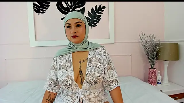 Snapshot of azaharaaa_ chatting on September 30, 2025, 11:27 am azaharaaa online show from September 30, 2025, 11:27 am