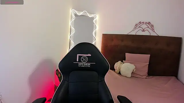 jedah tay online show from September 25, 2025, 3:56 am