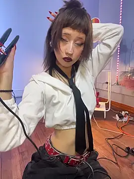 Snapshot of Hannahpage chatting on February 13, 2026, 12:38 pm Hannahpage online show from February 13, 2026, 12:38 pm