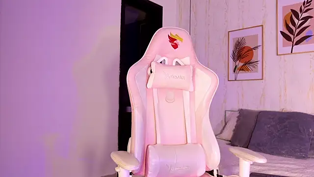 Snapshot of Ayleen_Dunkan chatting on September 17, 2025, 12:07 pm Ayleen Dunkan online show from September 17, 2025, 12:07 pm