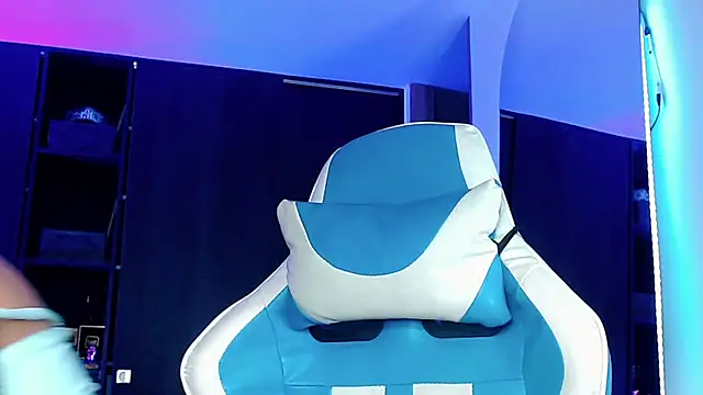 deborahotts online show from April 8, 2026, 9:38 pm