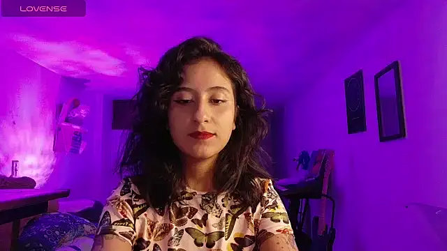 Snapshot of atenea_dragon__ chatting on December 3, 2025, 2:23 am atenea dragon online show from December 3, 2025, 2:23 am