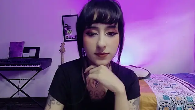 atenea dragon   online show from March 27, 2026, 7:59 pm