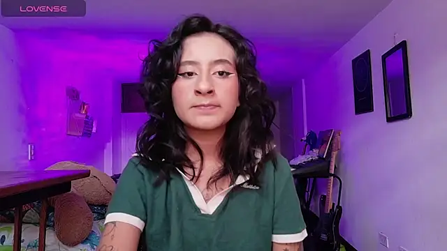 Snapshot of atenea_dragon__ chatting on November 29, 2025, 9:15 pm atenea dragon online show from November 29, 2025, 9:15 pm