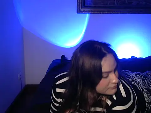 laurale phillipe online show from February 28, 2026, 10:42 pm