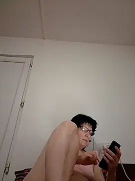 Snapshot of Vera_Elle chatting on February 20, 2026, 3:36 pm Vera Elle online show from February 20, 2026, 3:36 pm