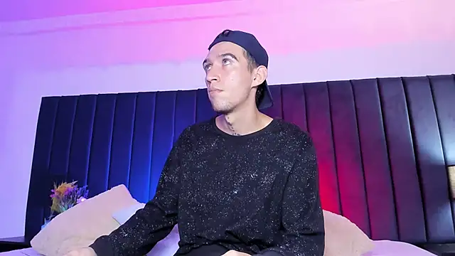 dominik thompson777 online show from October 12, 2025, 9:10 am