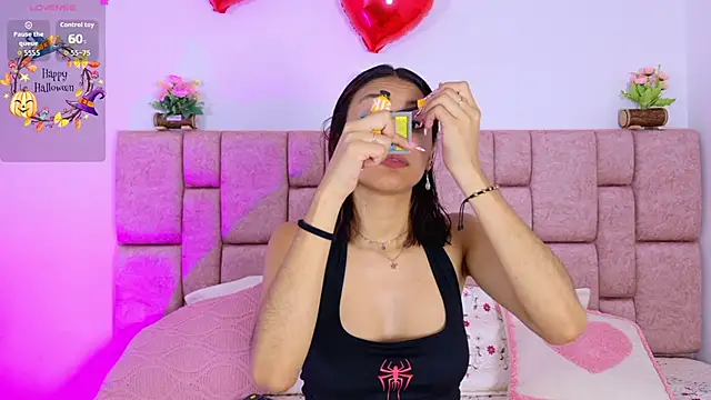 Snapshot of ScarlettLuxe chatting on October 9, 2025, 12:49 pm ScarlettLuxe online show from October 9, 2025, 12:49 pm