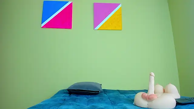 Snapshot of loreen_grey chatting on September 17, 2025, 8:11 pm loreen grey online show from September 17, 2025, 8:11 pm