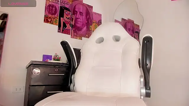 Snapshot of Rachell_coollins chatting on October 14, 2025, 11:04 pm Rachell coollins online show from October 14, 2025, 11:04 pm