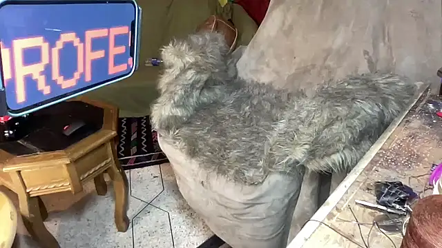 JUSTFORRICH online show from December 16, 2025, 7:29 pm