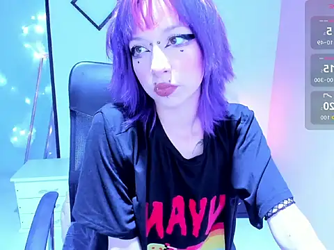 Snapshot of _NYX_18 chatting on September 19, 2025, 9:19 pm NYX 18 online show from September 19, 2025, 9:19 pm