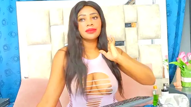 PerlaZultana online show from September 29, 2025, 8:47 pm