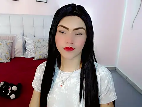 nathalialoes1 online show from October 18, 2025, 7:21 am