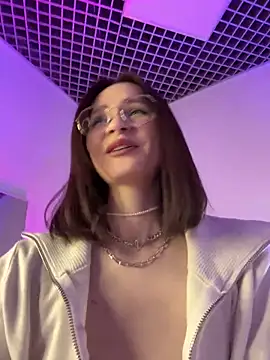 MartaBrent online show from April 2, 2026, 5:08 pm