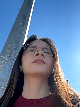 Snapshot of MartaBrent chatting on September 17, 2025, 9:44 am MartaBrent online show from September 17, 2025, 9:44 am