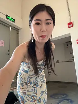 xtt1689999 online show from February 27, 2026, 4:23 am