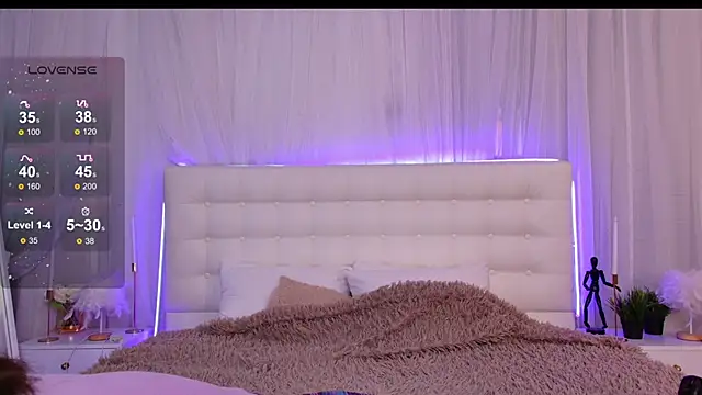 Miranda Kerry online show from September 20, 2025, 6:29 am