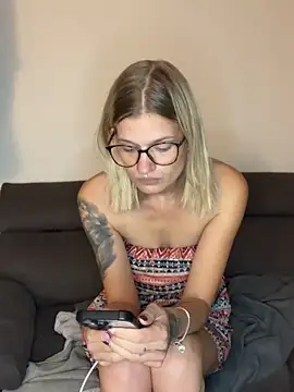 Lesamantssexy online show from October 11, 2025, 6:53 pm