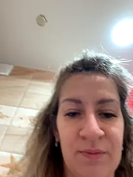 Snapshot of EvvaMur chatting on October 21, 2025, 1:49 am EvvaMur online show from October 21, 2025, 1:49 am