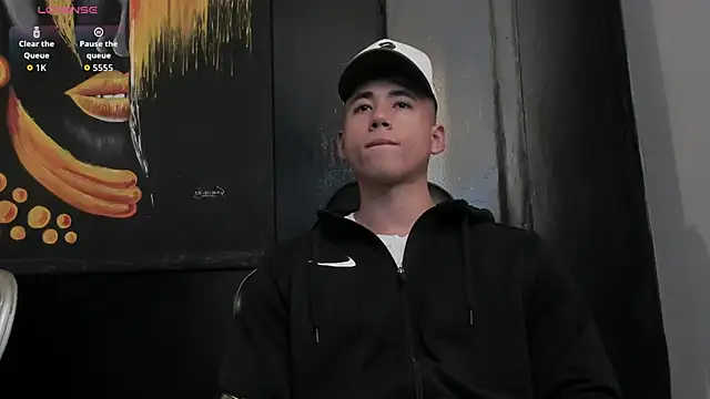 Snapshot of Draven_Marceaux chatting on October 7, 2025, 11:22 am Draven Marceaux online show from October 7, 2025, 11:22 am