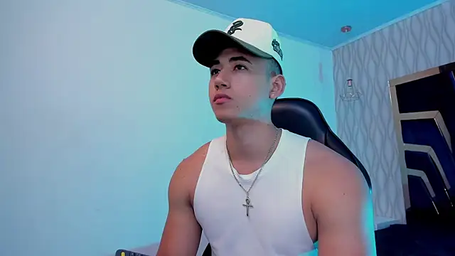 Snapshot of Draven_Marceaux chatting on October 25, 2025, 11:31 am Draven Marceaux online show from October 25, 2025, 11:31 am