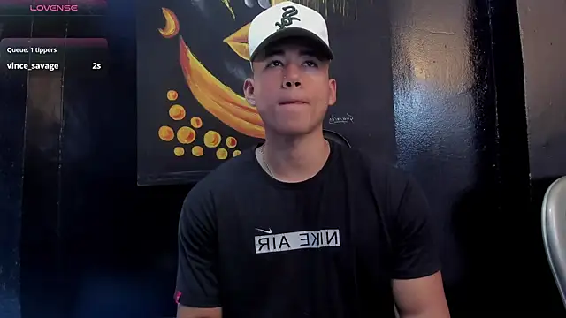 Snapshot of Draven_Marceaux chatting on October 6, 2025, 11:55 am Draven Marceaux online show from October 6, 2025, 11:55 am