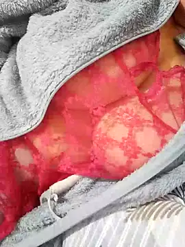 Snapshot of zerdaliii chatting on October 11, 2025, 4:52 pm zerdaliii online show from October 11, 2025, 4:52 pm