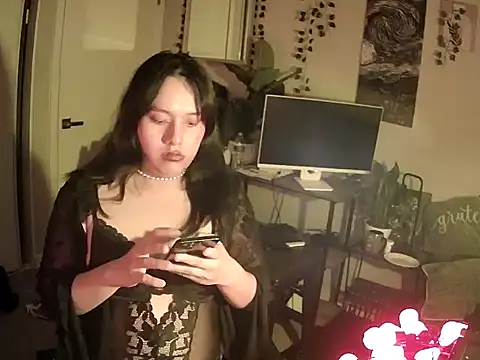 Snapshot of melany_clary chatting on October 13, 2025, 9:44 am melany clary online show from October 13, 2025, 9:44 am