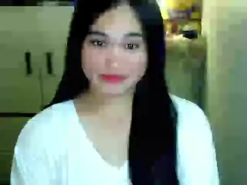 Snapshot of Annierose_ts chatting on April 14, 2026, 5:29 pm Annierose ts online show from April 14, 2026, 5:29 pm