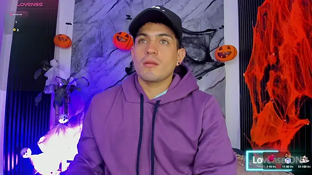 William Steel  online show from October 18, 2025, 4:03 am