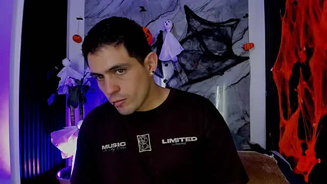 William Steel  online show from October 24, 2025, 4:00 am