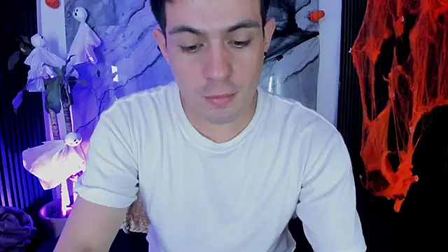 William Steel  online show from October 25, 2025, 4:55 am