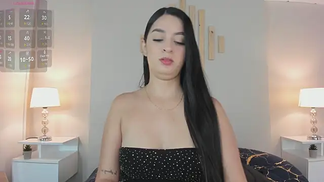 Snapshot of natachadiaz_ chatting on October 17, 2025, 11:23 am natachadiaz  online show from October 17, 2025, 11:23 am