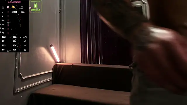 Snapshot of OliverSport chatting on September 21, 2025, 10:42 am OliverSport online show from September 21, 2025, 10:42 am